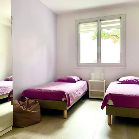L'hallali A Centre Apartment